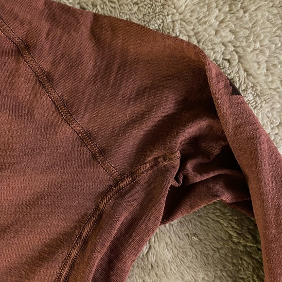 REI 1/4 zip base layer - Picture 4 of 6